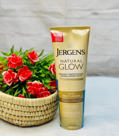 JERGENS Natural Glow  Daily Moisturiser